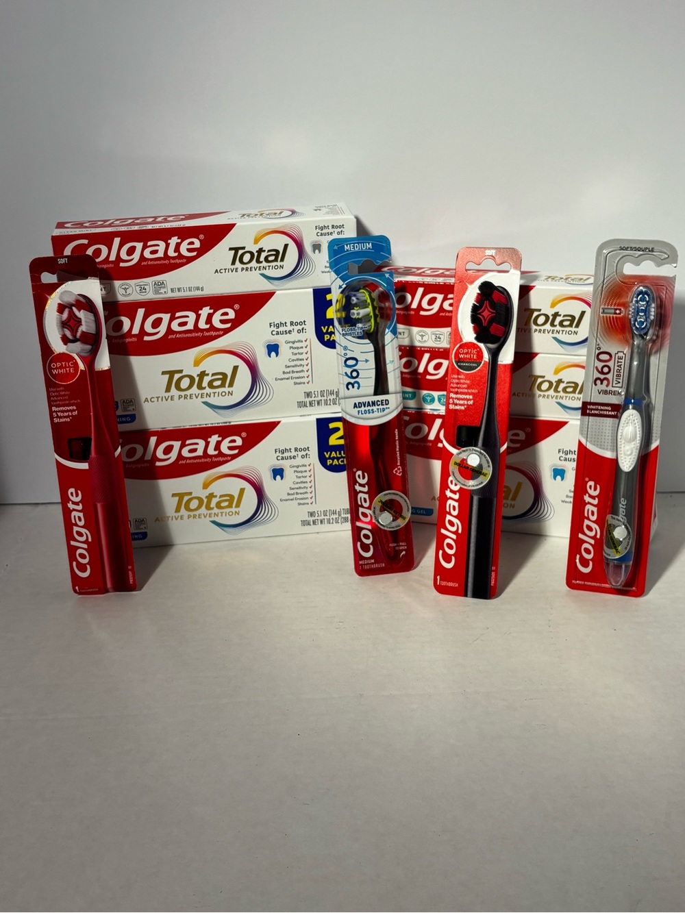 Colgate Total Active Prevention Toothpaste 6 Tubes Lot & 4x Toothbrushes Bundle